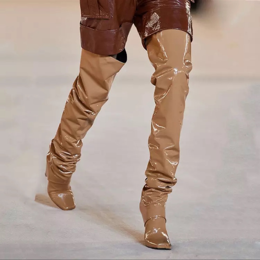 Nude patent boots